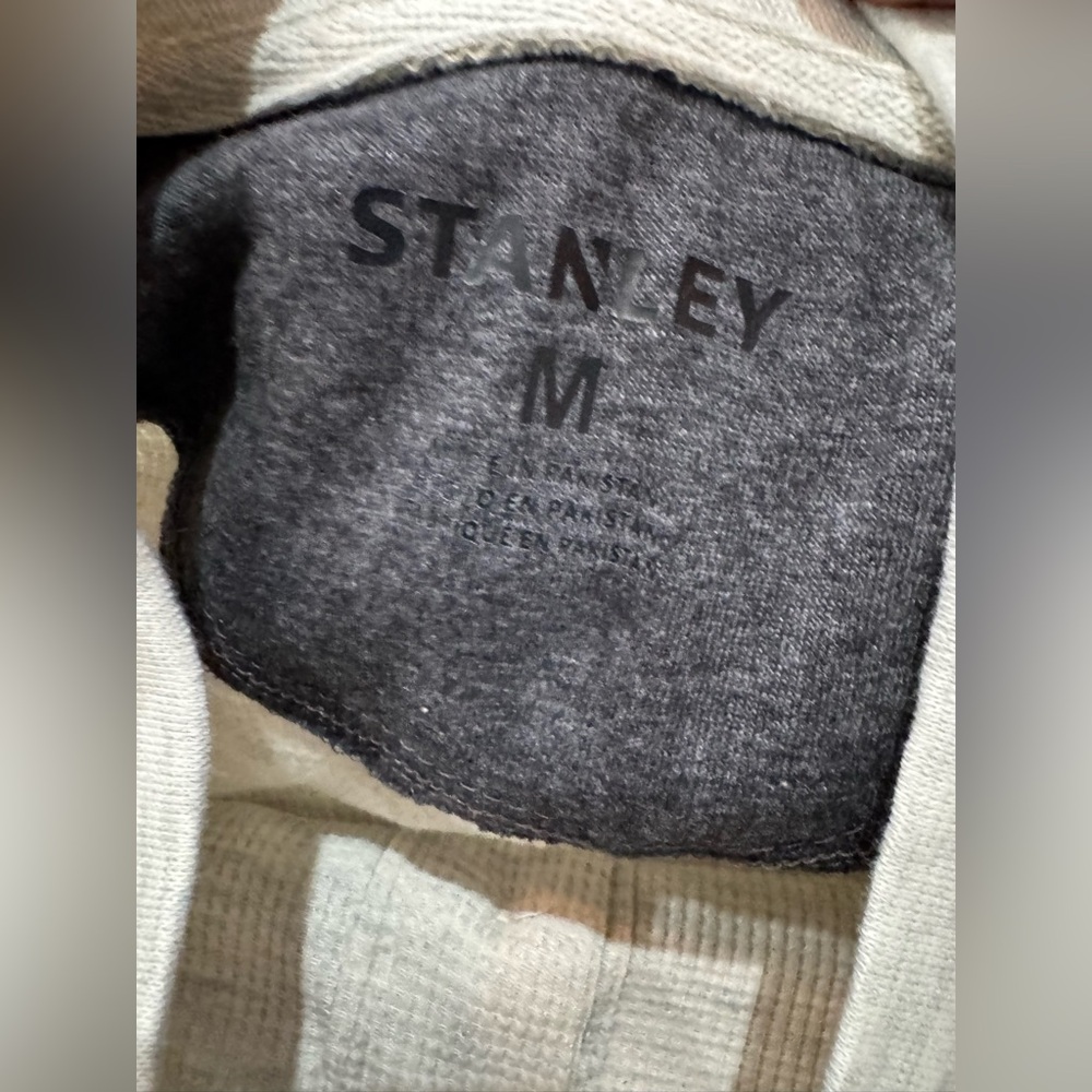 NWT‎ Stanley Men PullOver Oatmeal Shirt Sz M 1/4 Button Henley Long Sleeve - Picture 3 of 8